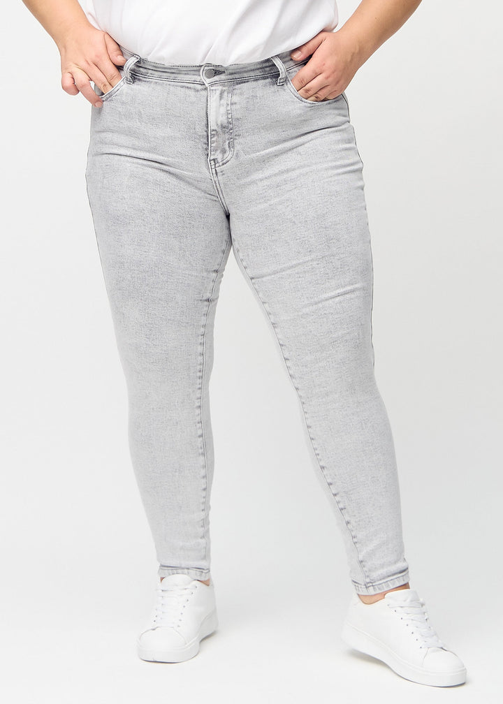 Elena – Contour-Fit Women’s Sculpting Denim Jeans