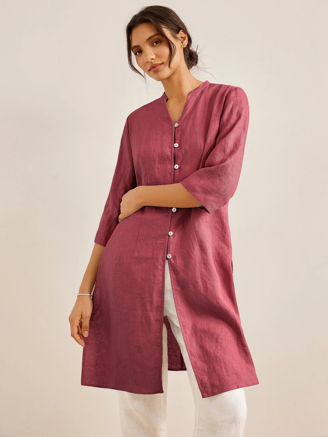 Chelsea – Button-Detail Women’s Longline Top