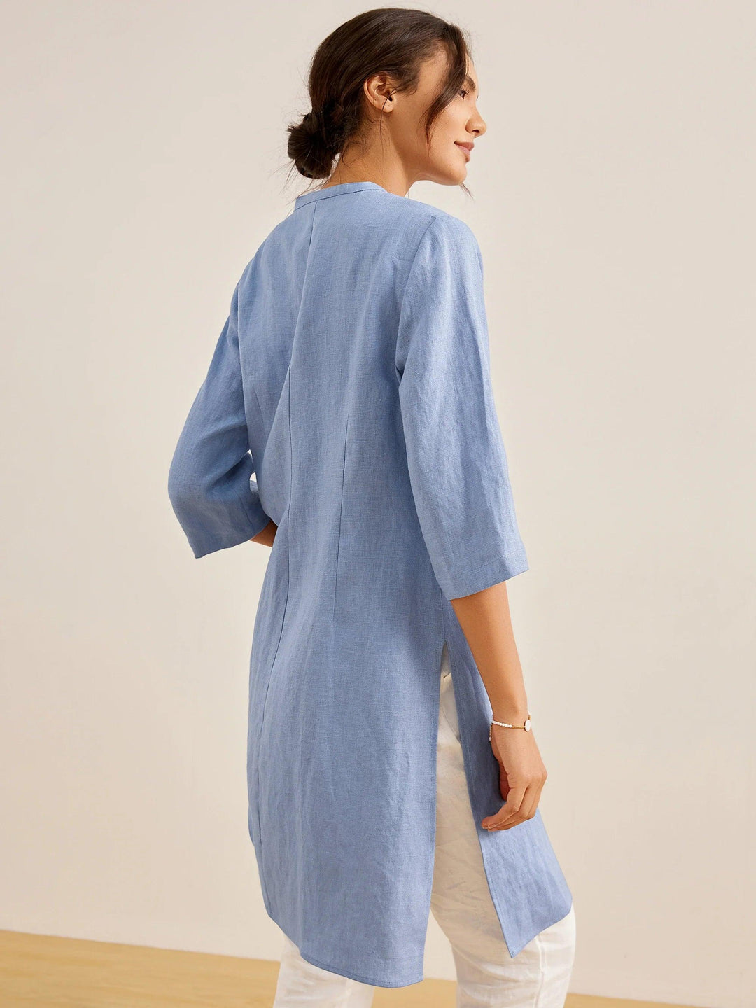 Chelsea – Button-Detail Women’s Longline Top