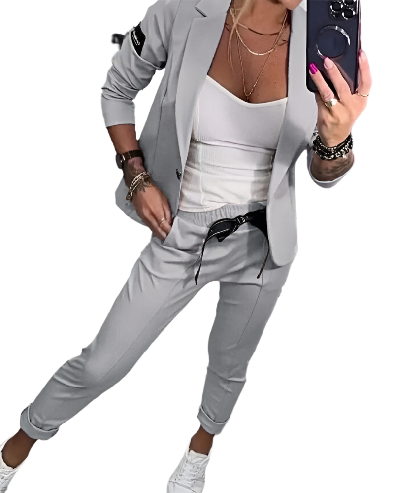 Roxanne – Luxe Women’s Three-Piece Lounge Set