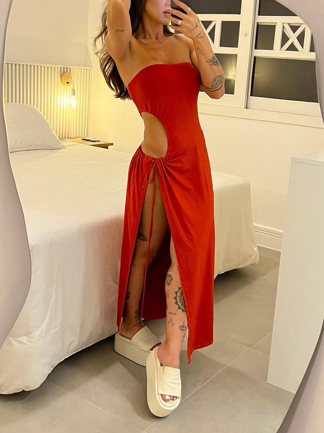 Meghan – Side-Cut Women’s Strapless Evening Dress
