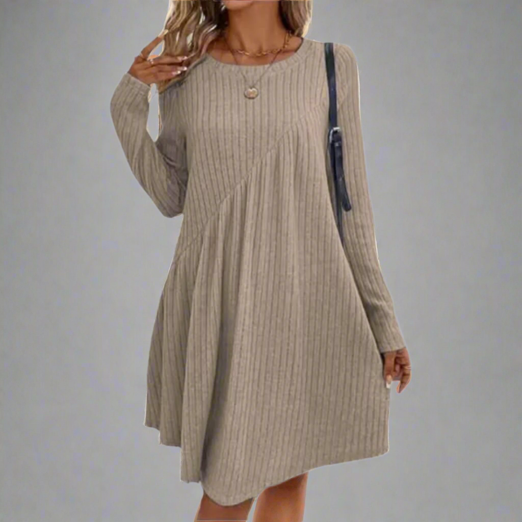 Erin – All-Season Women’s Dress