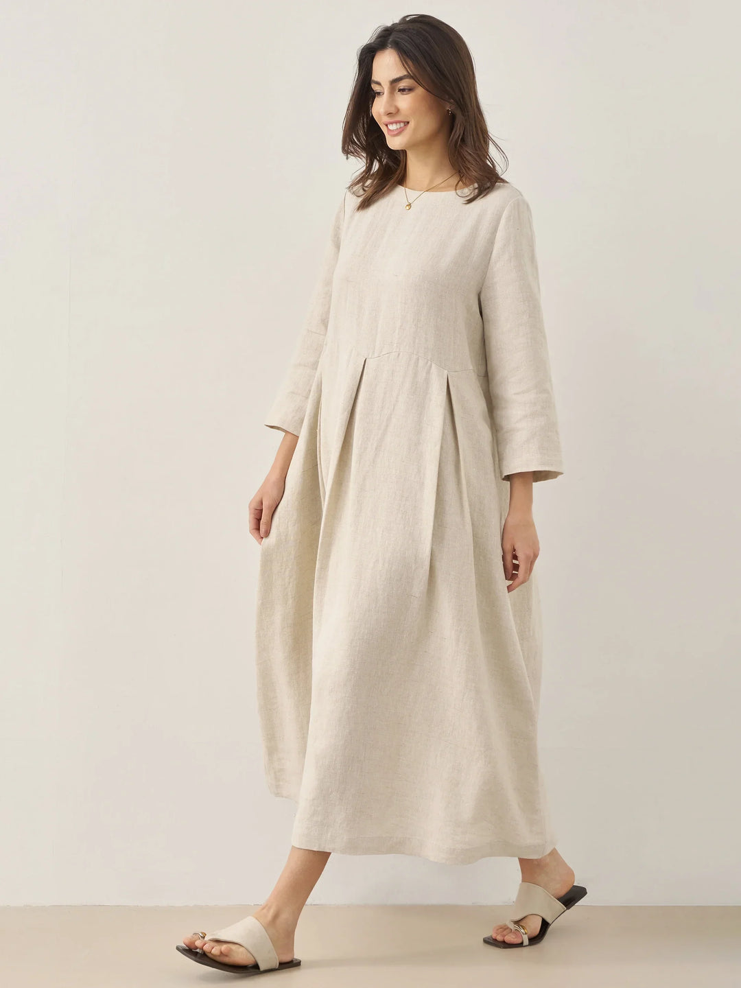 Jacquelyn – Linen Bateau Neck Pleated Women’s Maxi Dress