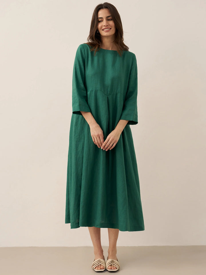Jacquelyn – Linen Bateau Neck Pleated Women’s Maxi Dress