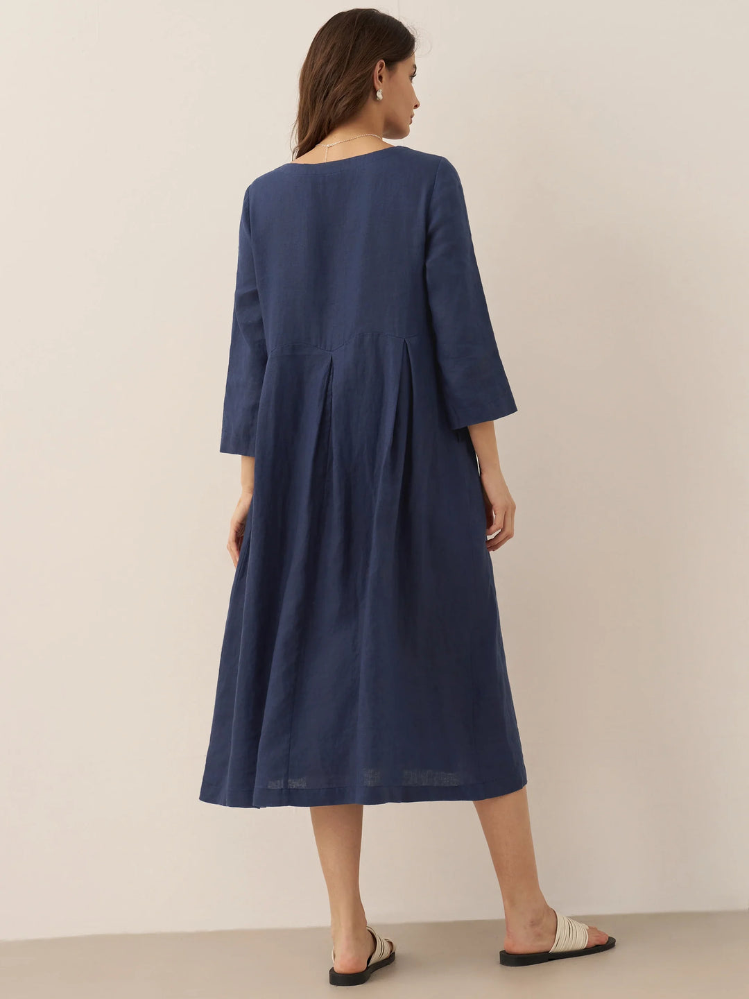 Jacquelyn – Linen Bateau Neck Pleated Women’s Maxi Dress