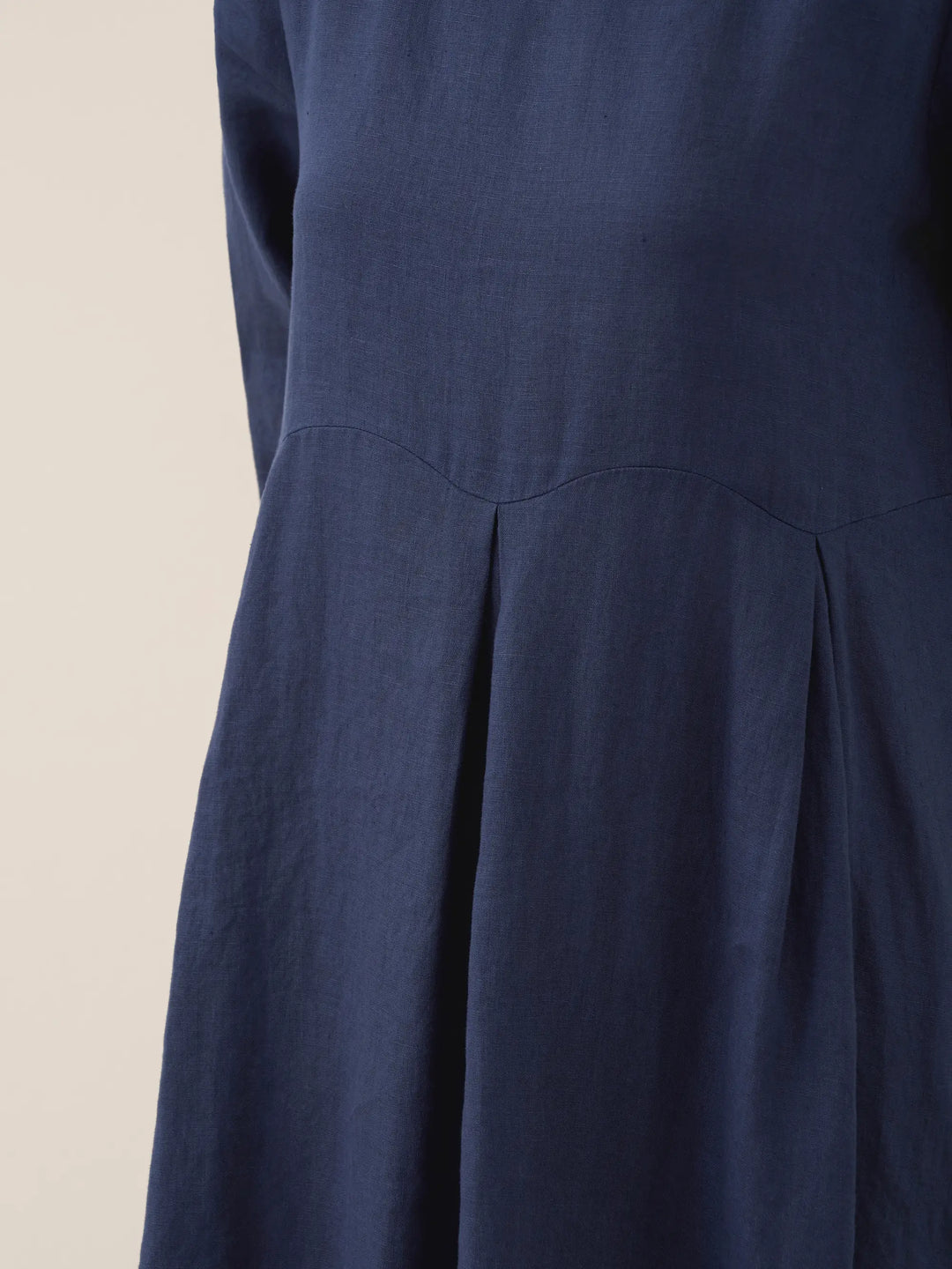 Jacquelyn – Linen Bateau Neck Pleated Women’s Maxi Dress