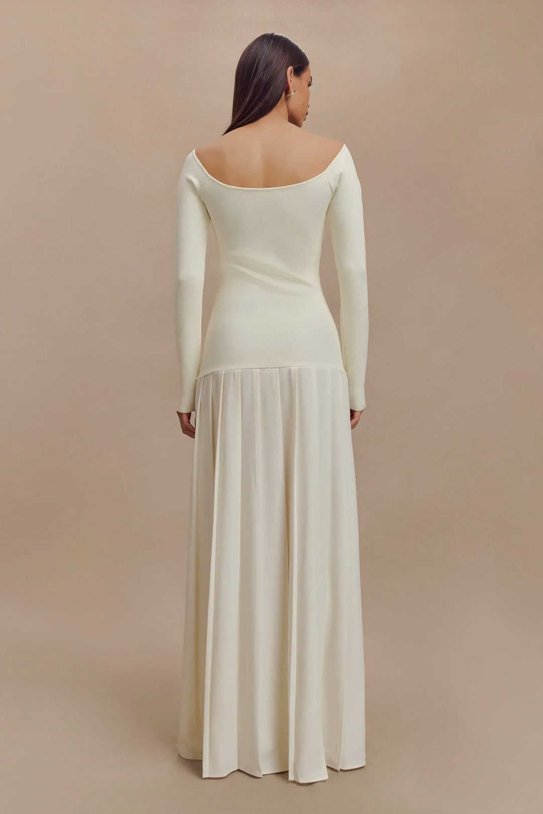 Sienna – Elegant Knit Off-Shoulder Women's Maxi Dress