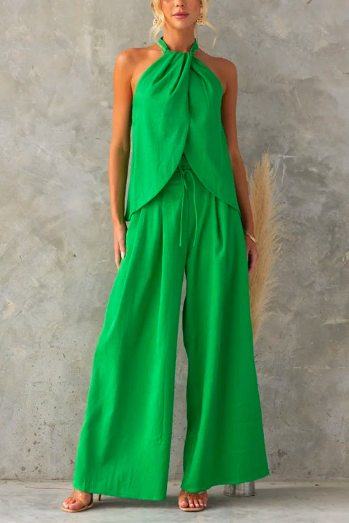 Celeste – Stylish Women’s Two-Piece Halter Set