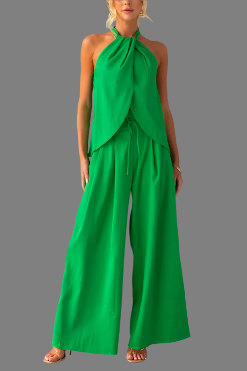 Celeste – Stylish Women’s Two-Piece Halter Set