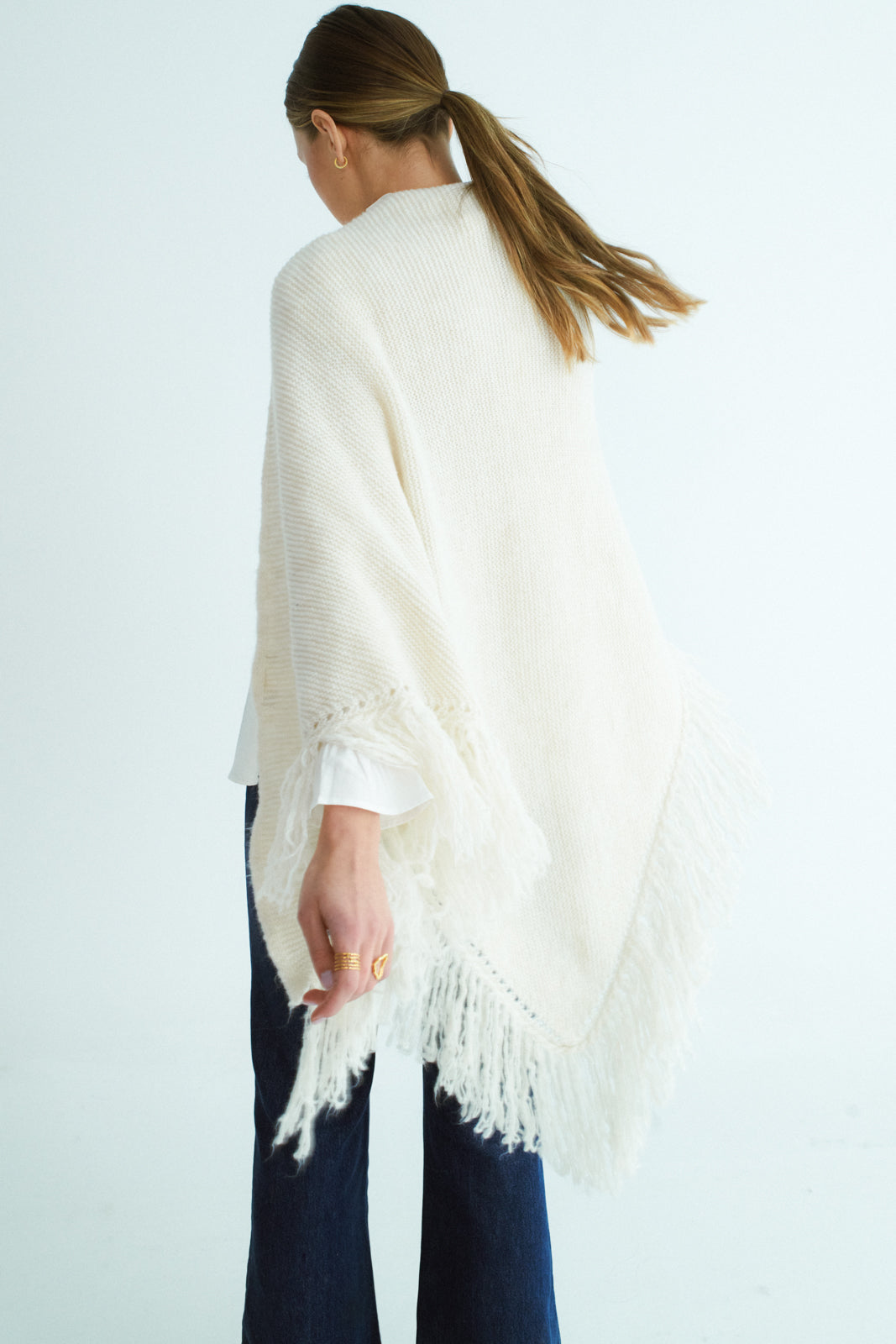 Lucienne – Textured White Women’s Oversized Poncho