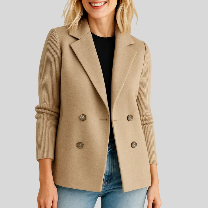 Yeni – Cozy Structured Women’s Sweater Blazer