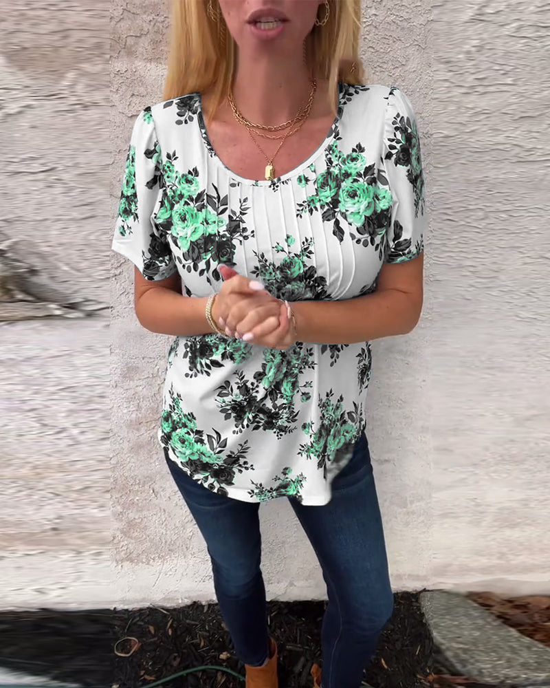 Hannah – Floral Pleated Women’s T-Shirt