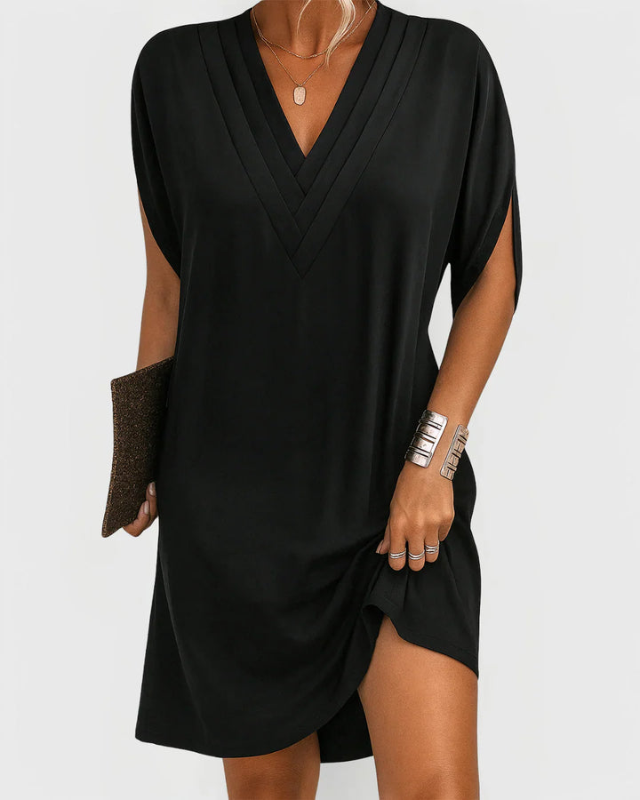 Hannah – Flowy V-Neck Women’s Shift Dress