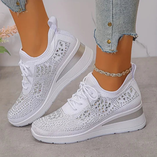 Luciana – All-Day Comfort Women’s Walking Shoes