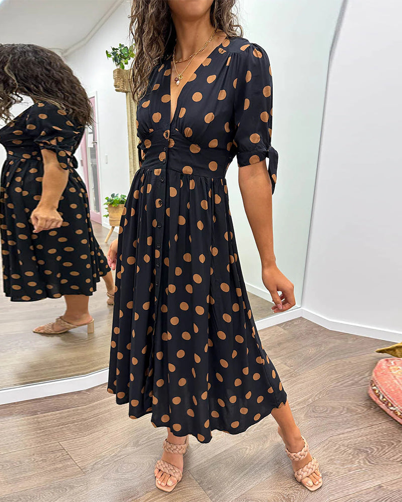 Gabie – Lightweight Women’s Polka Dot Dress