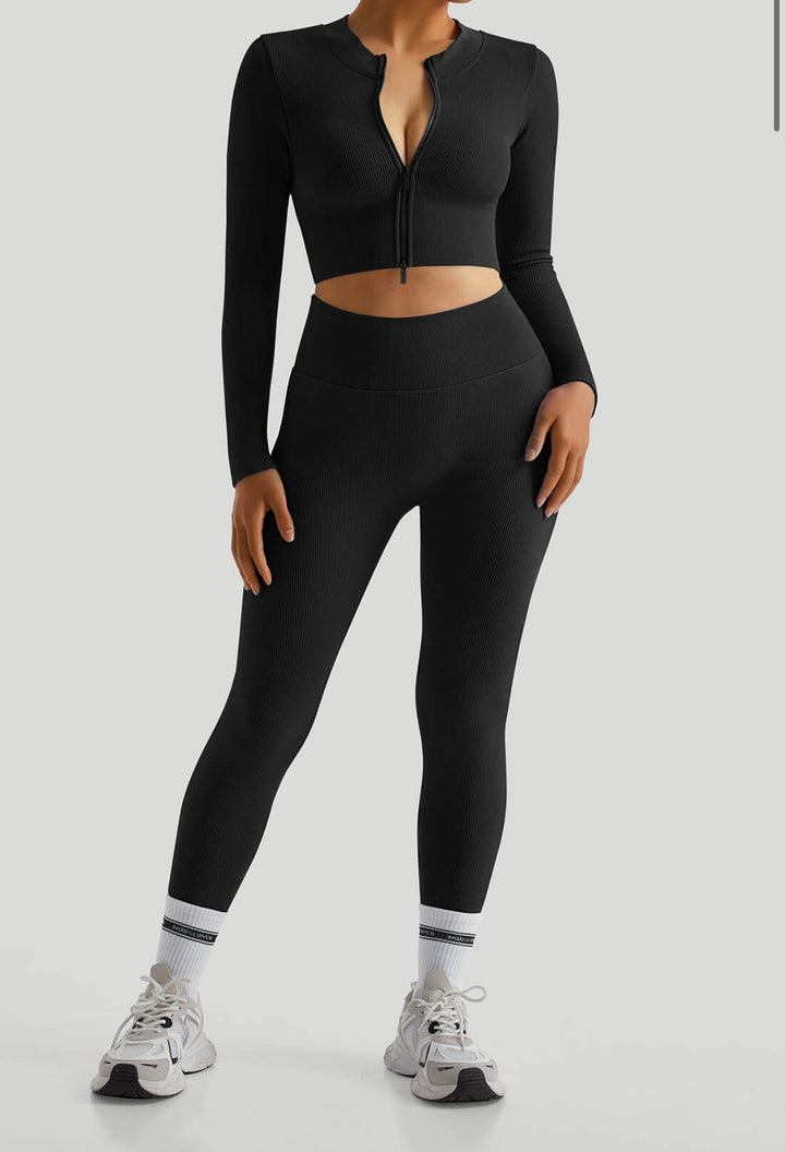 Ayanna – SculptFit Women’s Zipper Workout Set