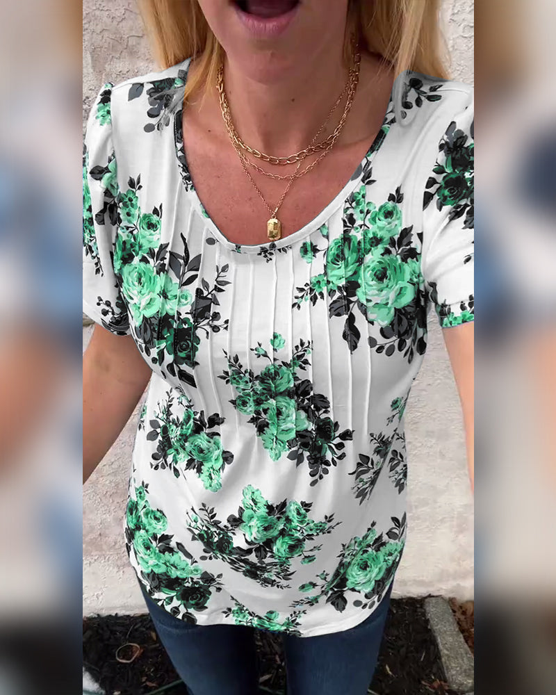 Hannah – Floral Pleated Women’s T-Shirt