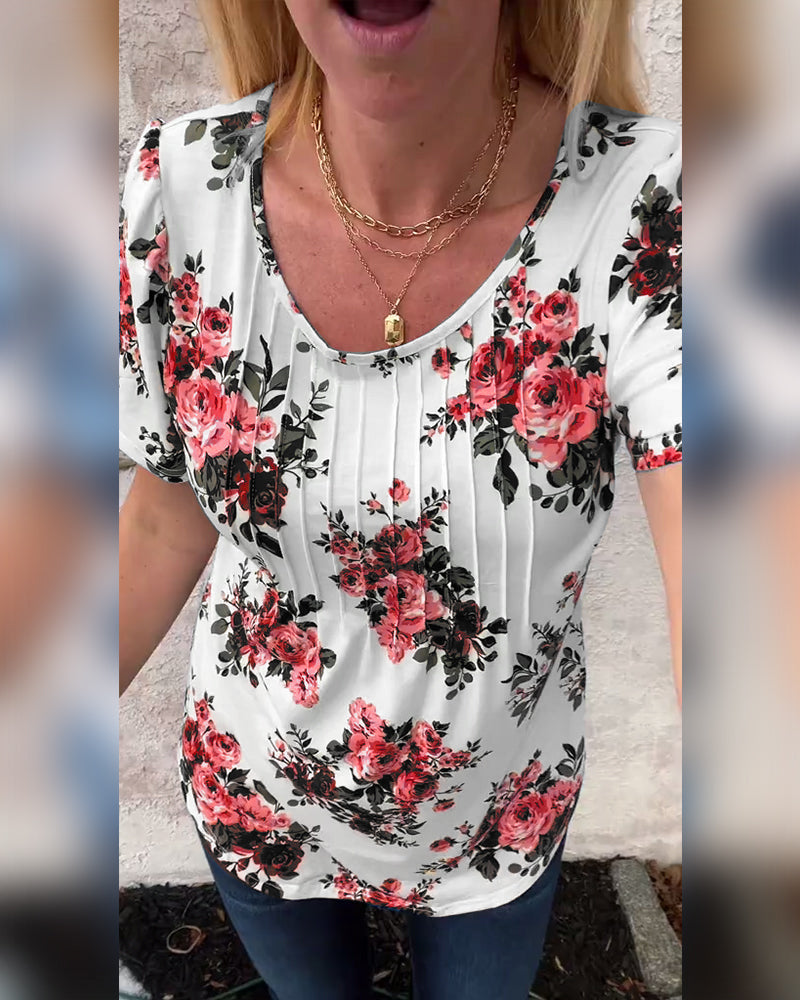 Hannah – Floral Pleated Women’s T-Shirt