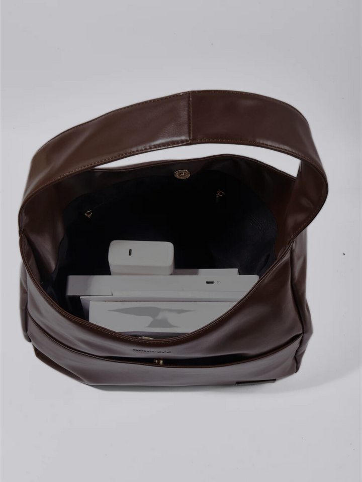 Lina – Stylish & Spacious Women’s Hobo Tote