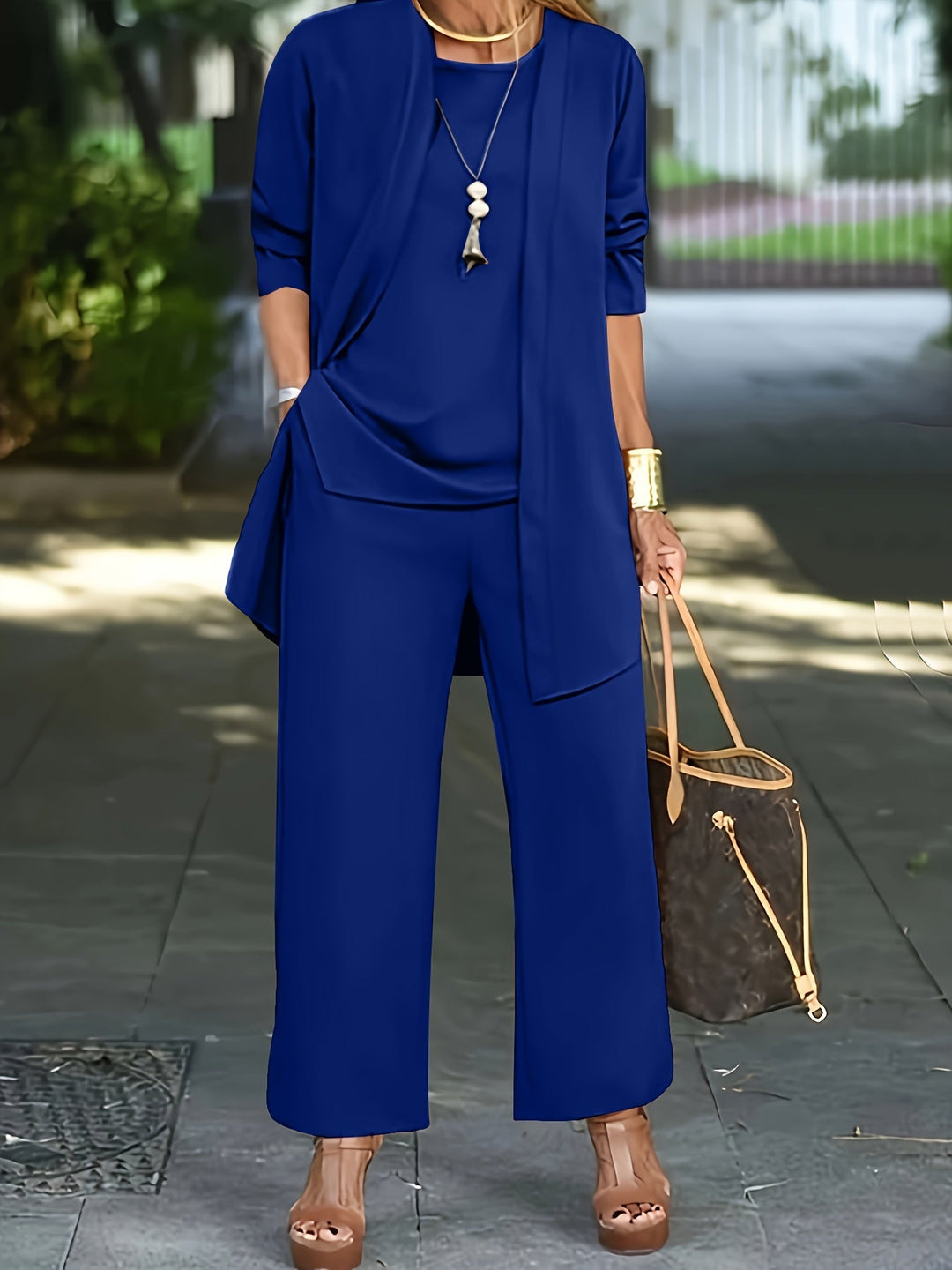 Bianca – Elegant Women’s Three Piece Set