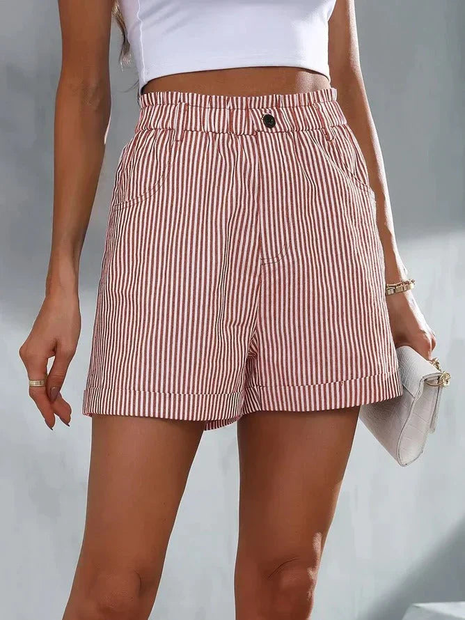 Jasmaine – Loose Casual Women’s Striped Shorts
