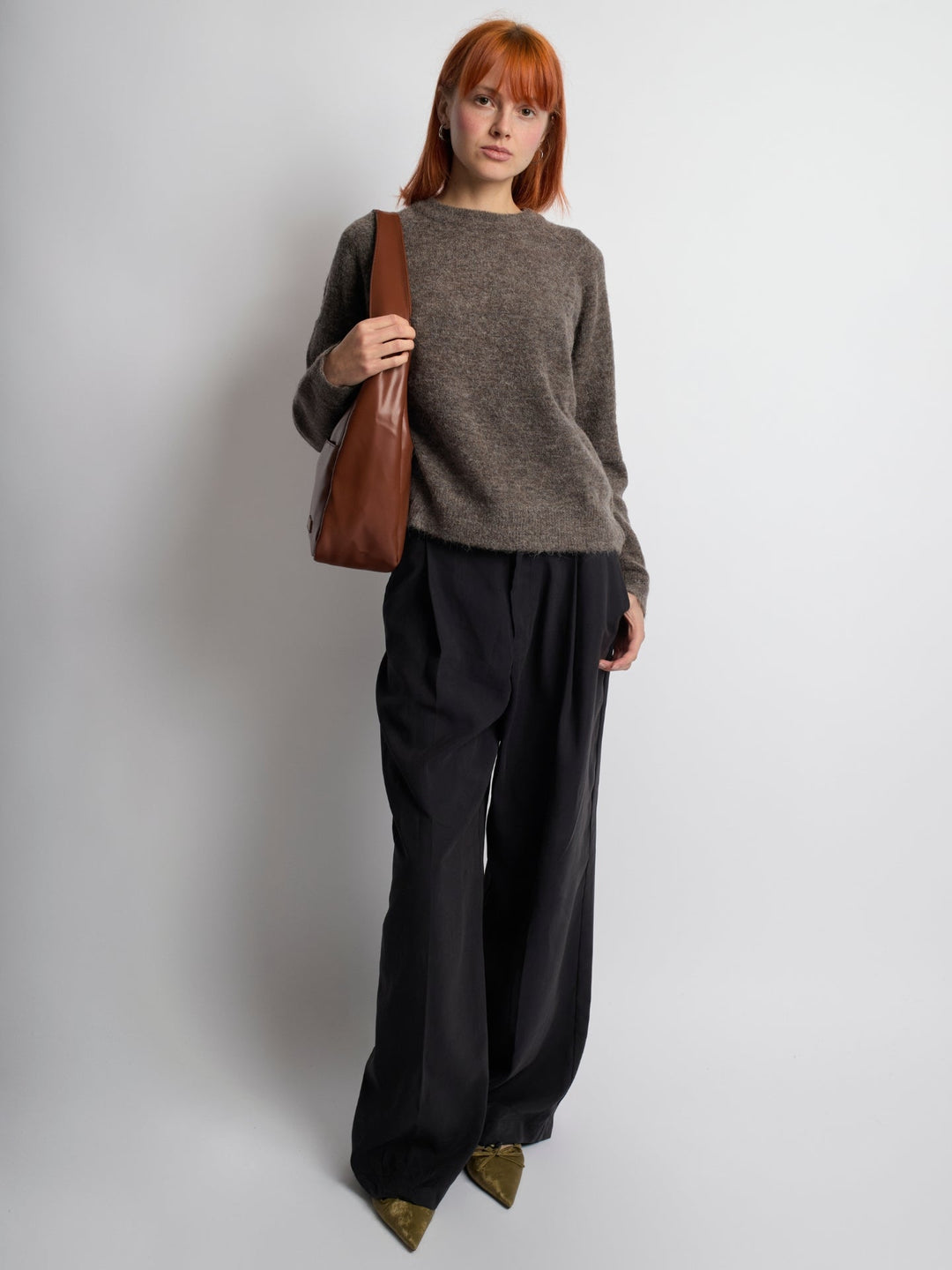 Lina – Stylish & Spacious Women’s Hobo Tote