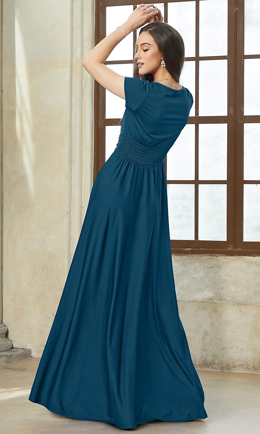 Maude – Quick-Dry Women’s V-Neck Midi Dress