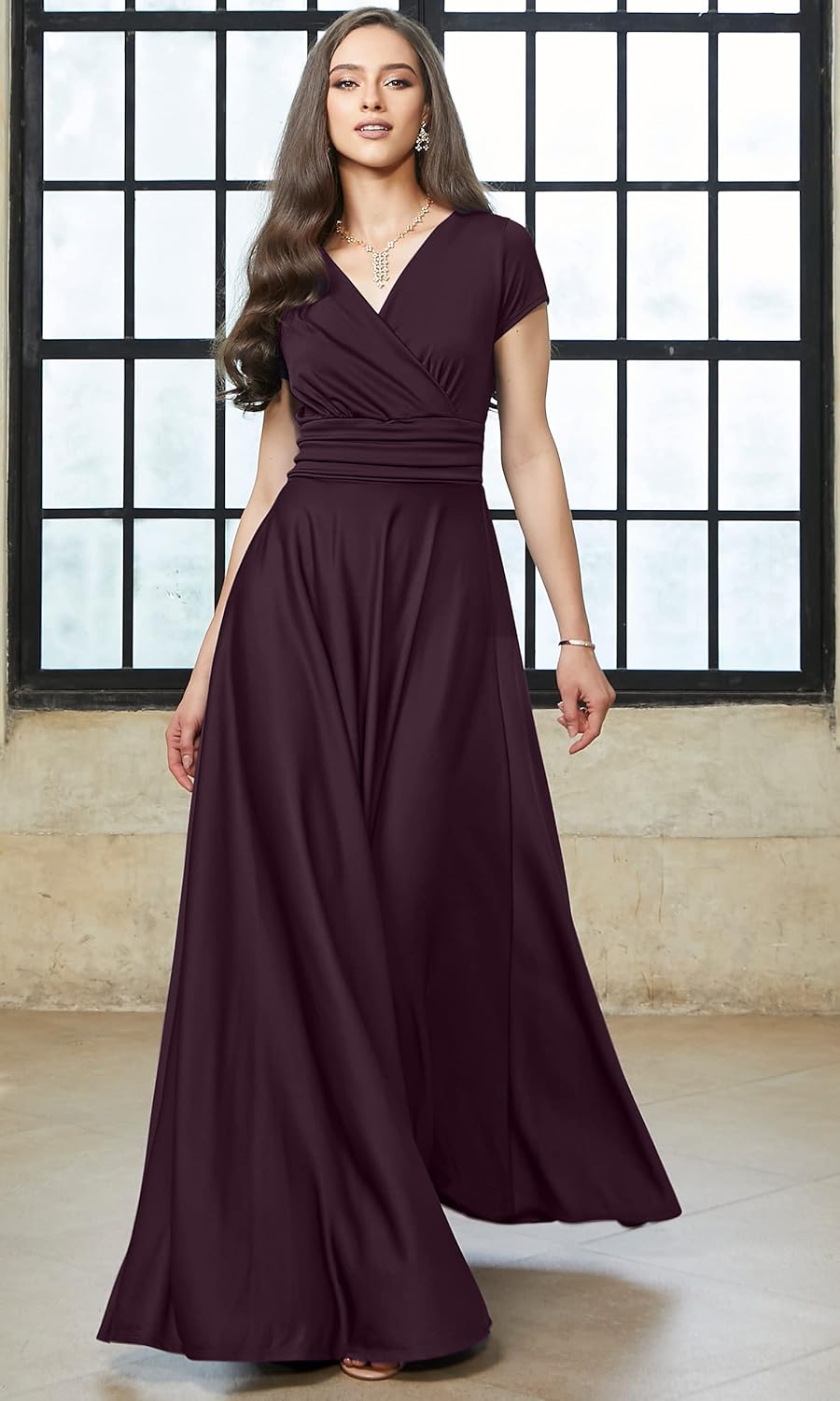 Maude – Quick-Dry Women’s V-Neck Midi Dress