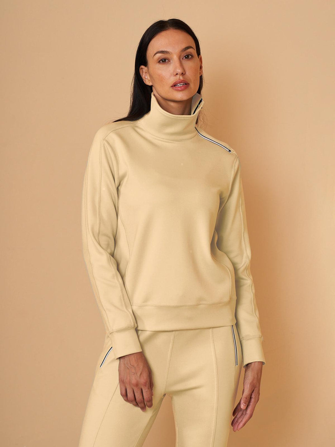 Jennifer – Irregular-Collar Women’s Golf Pullover & Pant Set