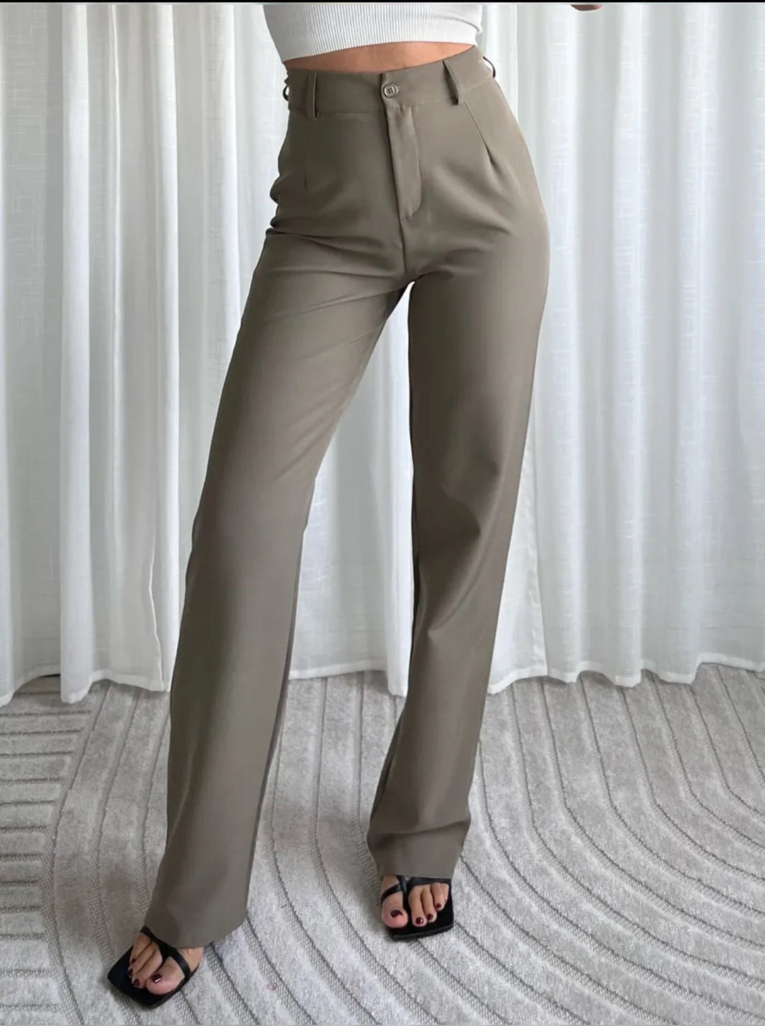 Ananya – Tailored Fit Women’s Neutral Trousers