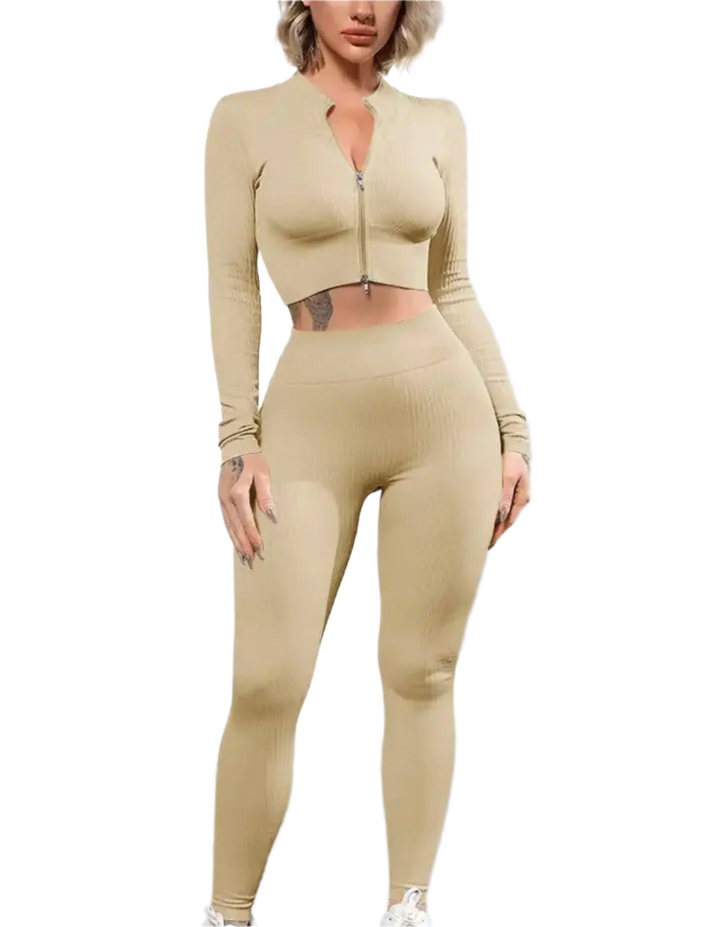 Ayanna – SculptFit Women’s Zipper Workout Set