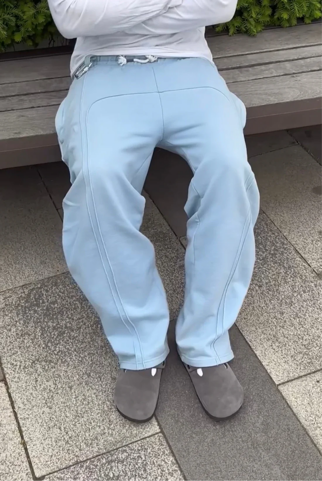 Alexander – Men’s Relaxed-Fit Sweatpants