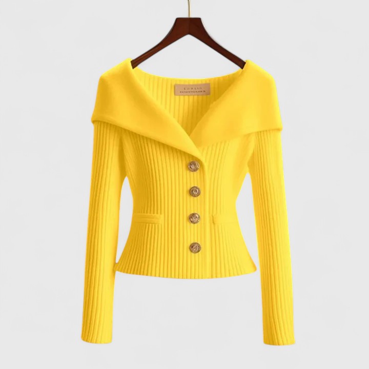 Giulia – Soft-Knit Women’s Elegant Cardigan