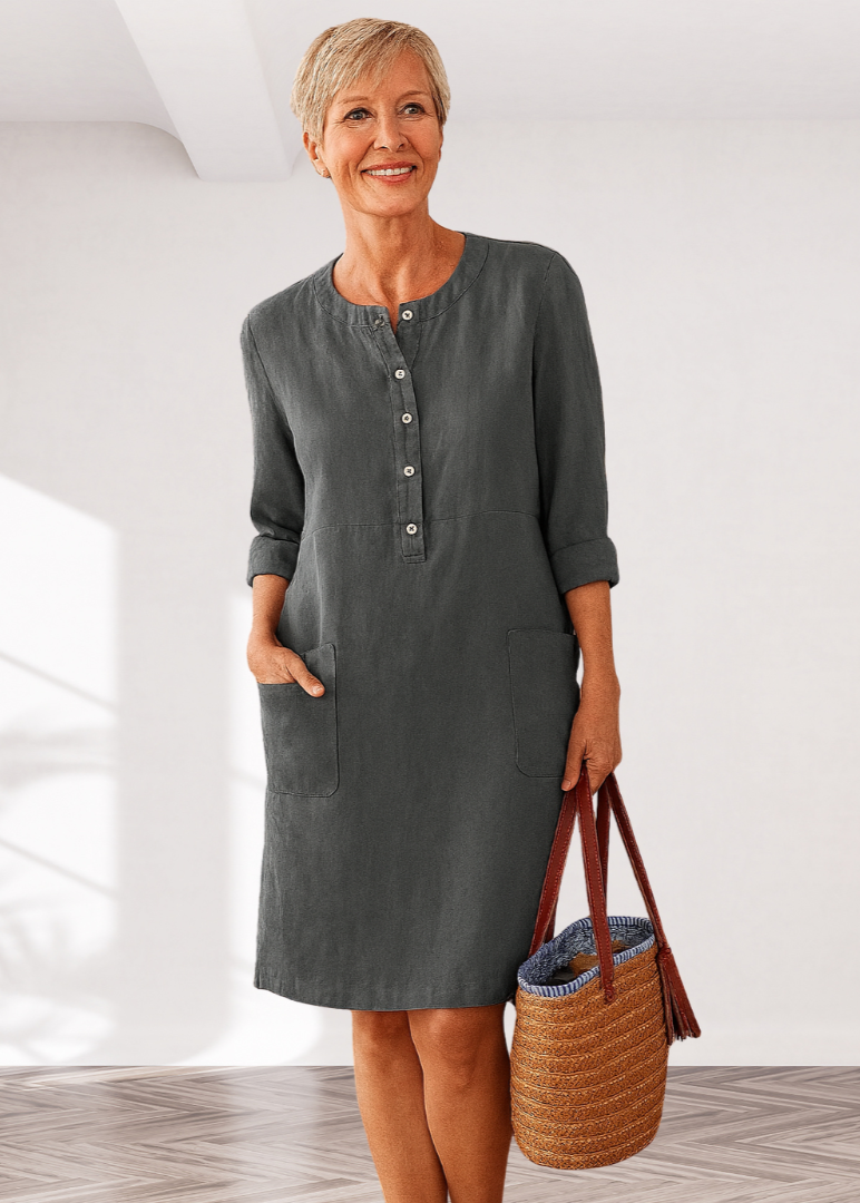 Beverly – Relaxed-Fit Women’s Button Dress