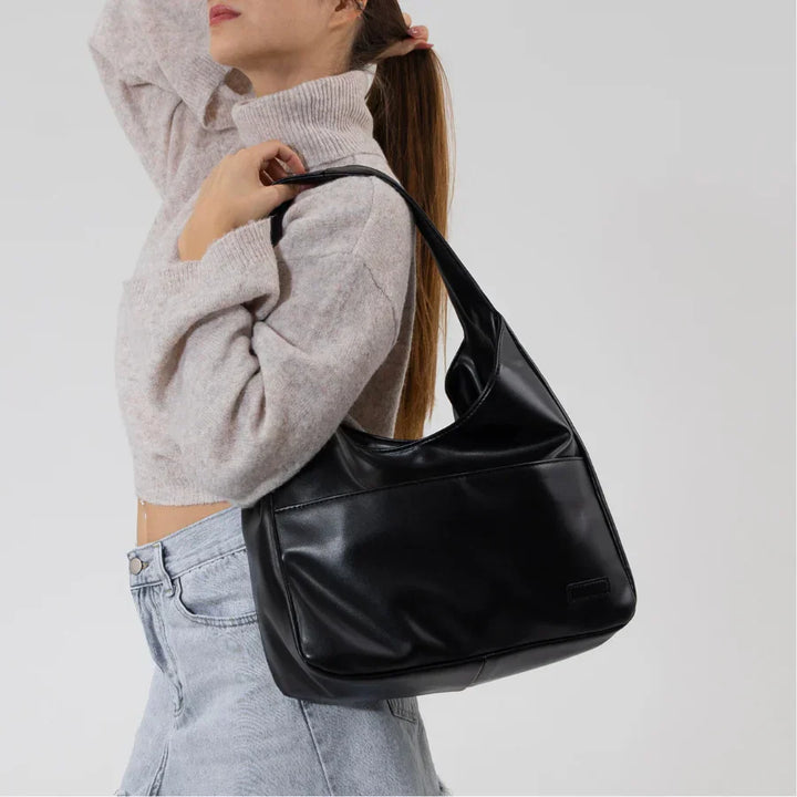 Francesca – Elegant Leather Women’s Shoulder Bag