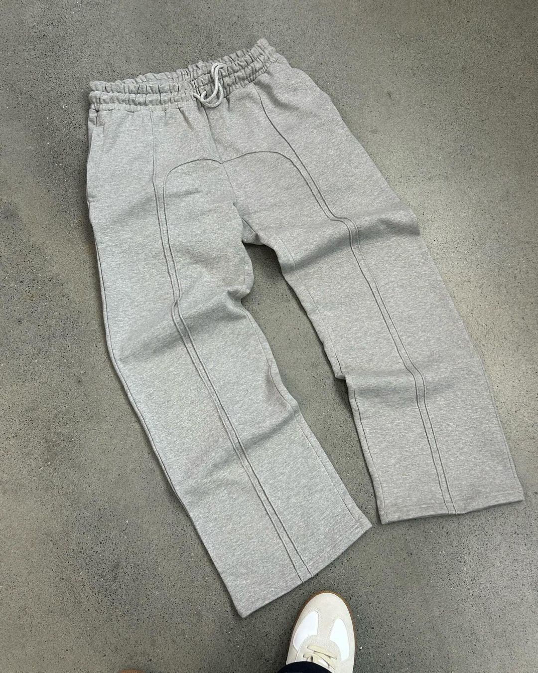 Alexander – Men’s Relaxed-Fit Sweatpants