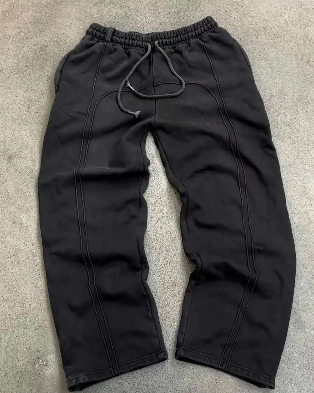 Alexander – Men’s Relaxed-Fit Sweatpants