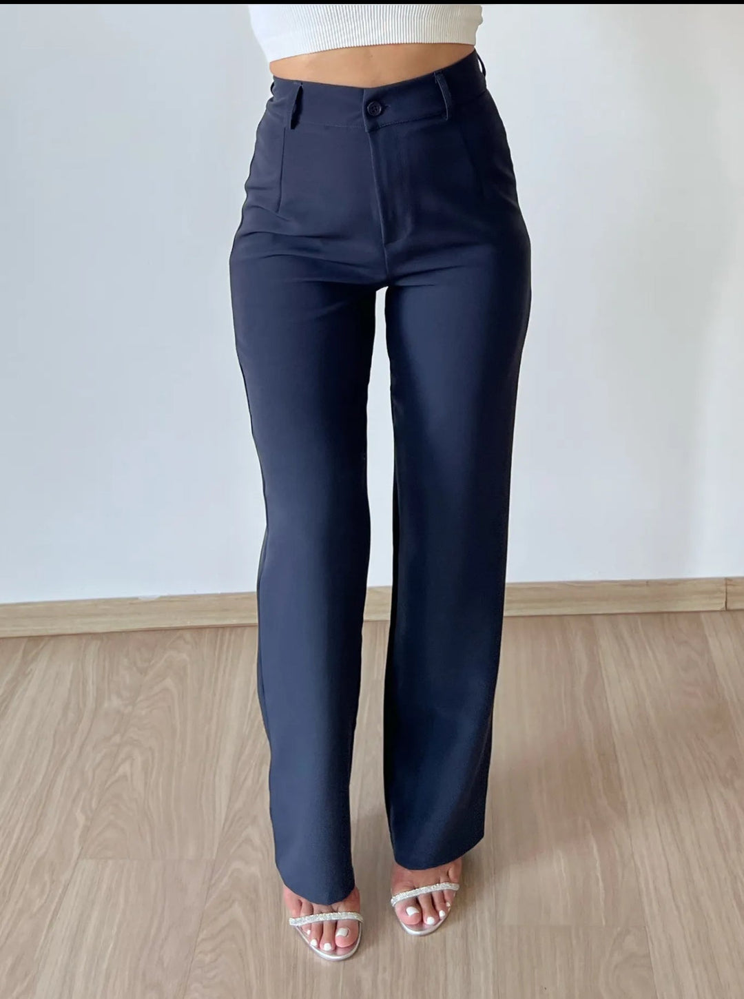 Ananya – Tailored Fit Women’s Neutral Trousers