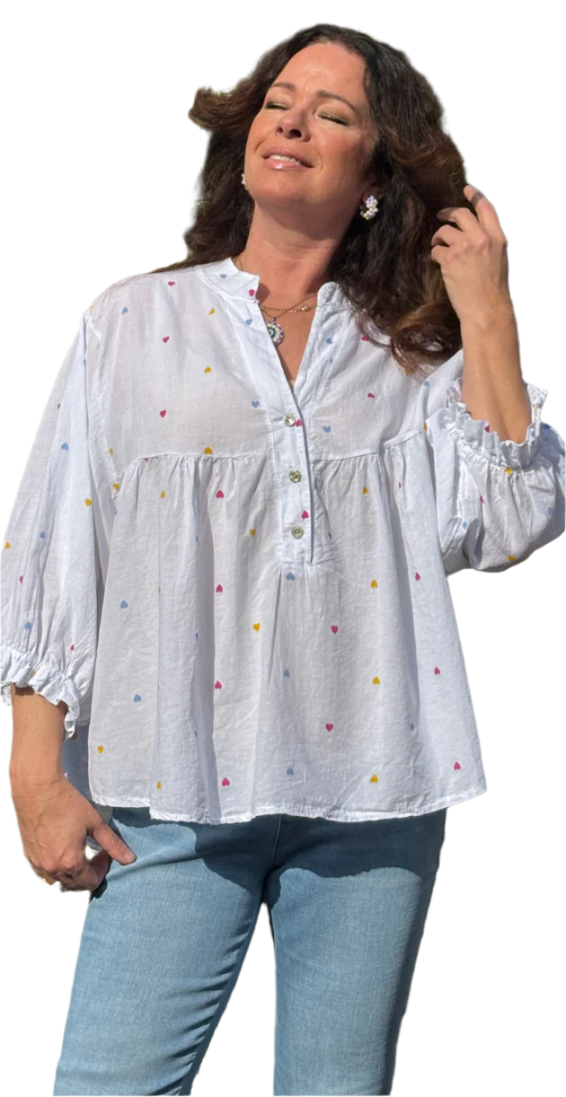 Chiara – Elegant Women’s Blouse with Pearl-Button Details