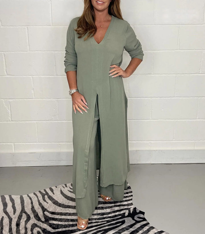Anna – Women’s Workwear Set