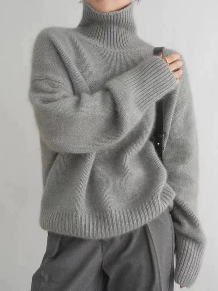 Sarina – Women’s Cashmere High Collar Sweater