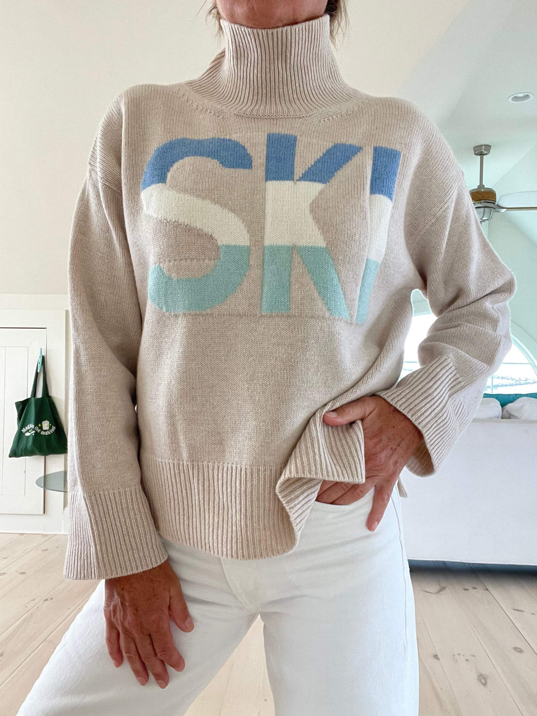 Alexia – Retro Cashmere Women’s Turtleneck Ski Sweater
