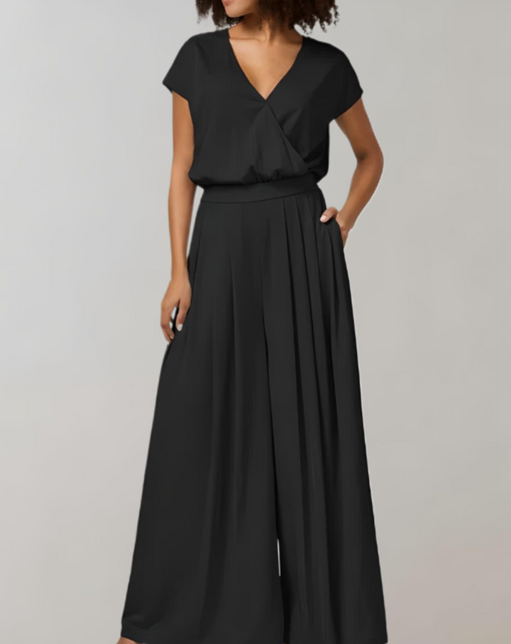 Samantha – Flowy Women’s V-Neck Pocket Jumpsuit