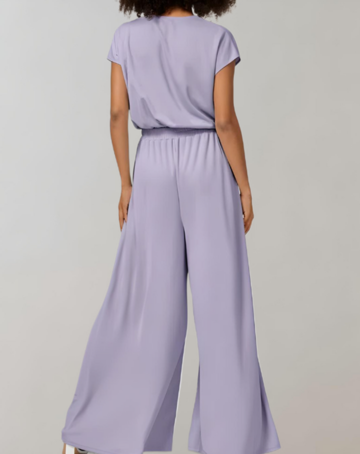 Samantha – Flowy Women’s V-Neck Pocket Jumpsuit