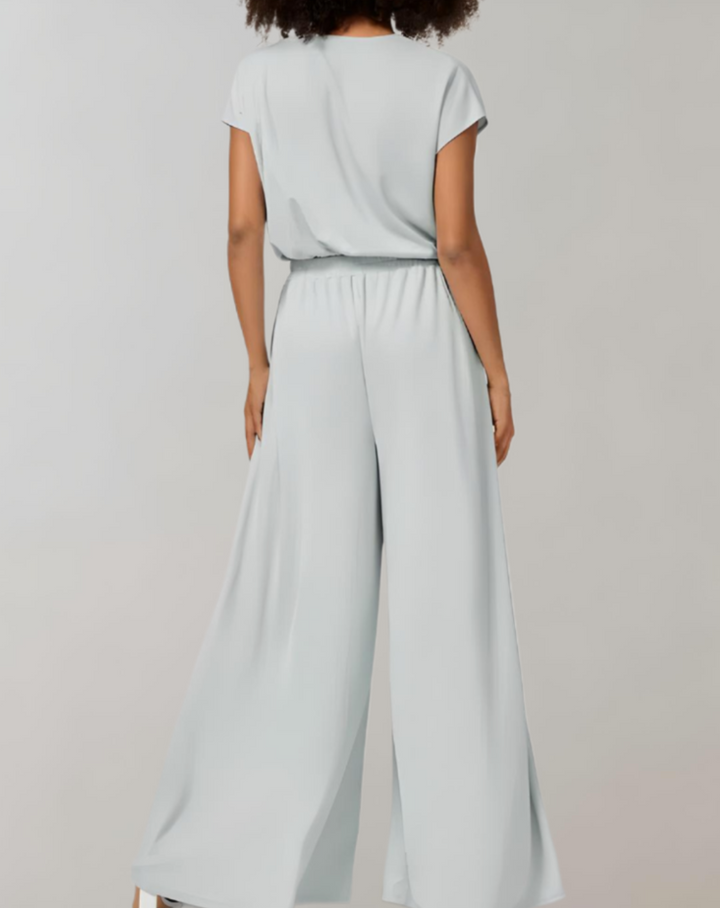 Samantha – Flowy Women’s V-Neck Pocket Jumpsuit