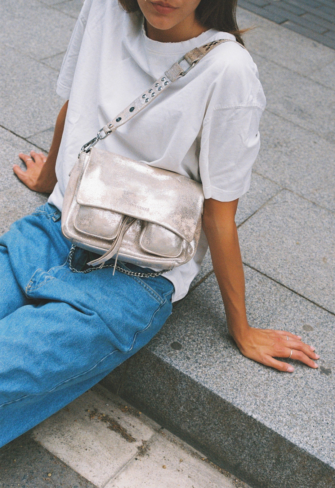 Jazlyn – Medium Women’s Leather Shoulder Bag
