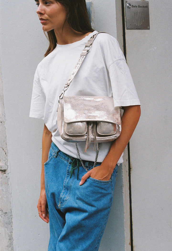 Jazlyn – Medium Women’s Leather Shoulder Bag