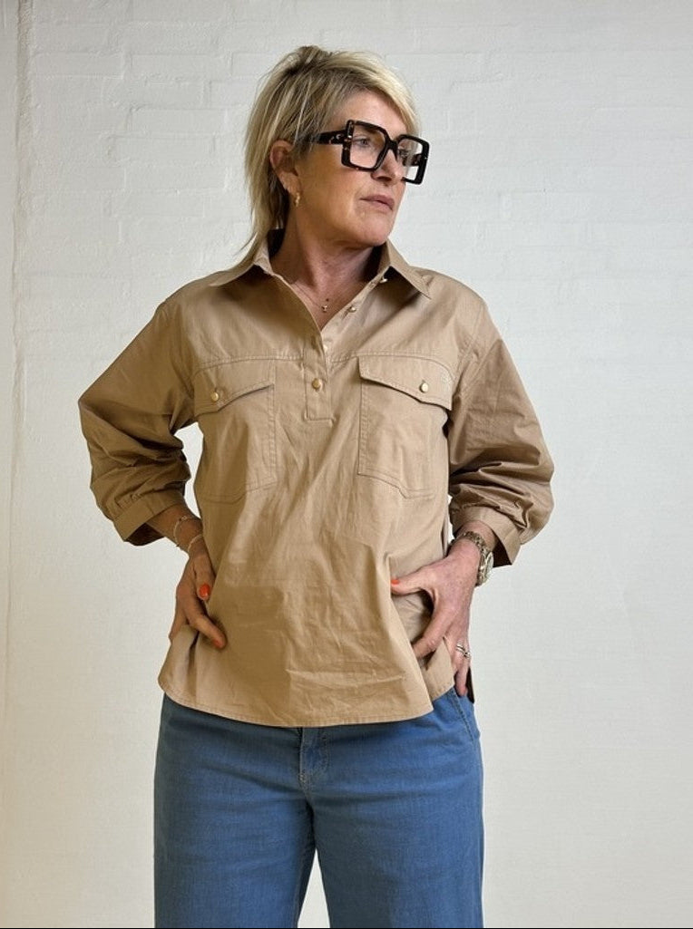 Jean – Relaxed-Fit Women’s Utility Jacket