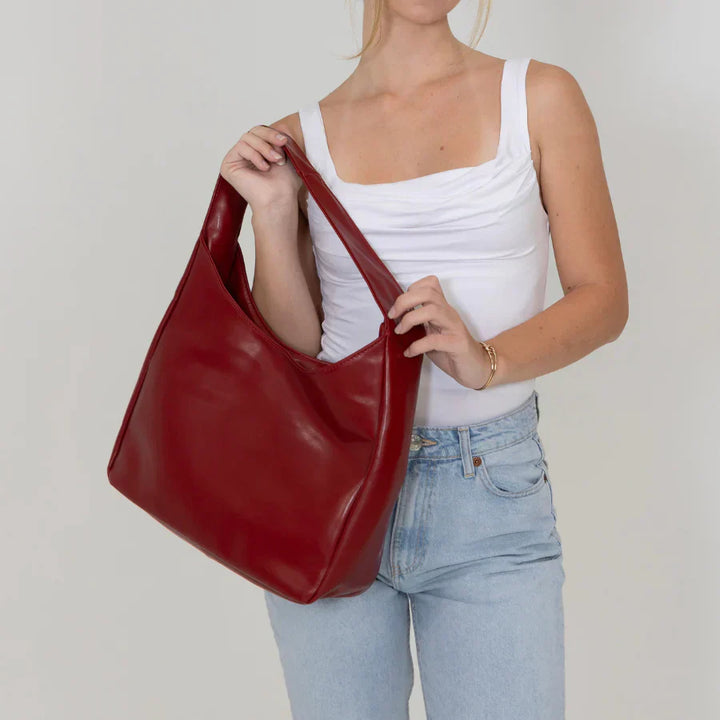 Francesca – Elegant Leather Women’s Shoulder Bag