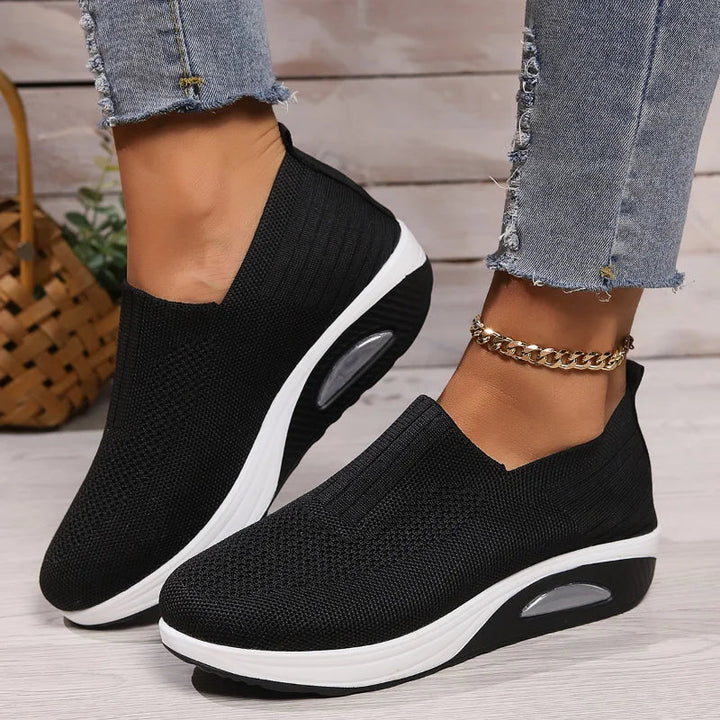 Kimberly – Women’s Stretch Comfort Walking Shoes